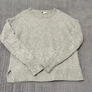 GAP Women’s Light Gray Knit Sweater with 25% wool